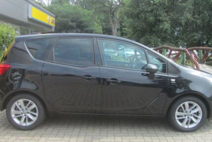 Opel Meriva 140.000 km 6.450 &euro; Erkelenz 41812