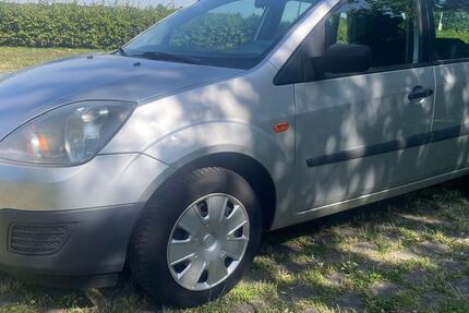 Ford Fiesta 171.750 km 1.750 &euro; Würselen 52146