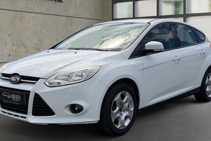 Ford Focus 77.000 km 6.499 &euro; Jülich 52428