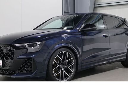 Audi RSQ8 14.226 km 121.920 &euro; Aachen 52078