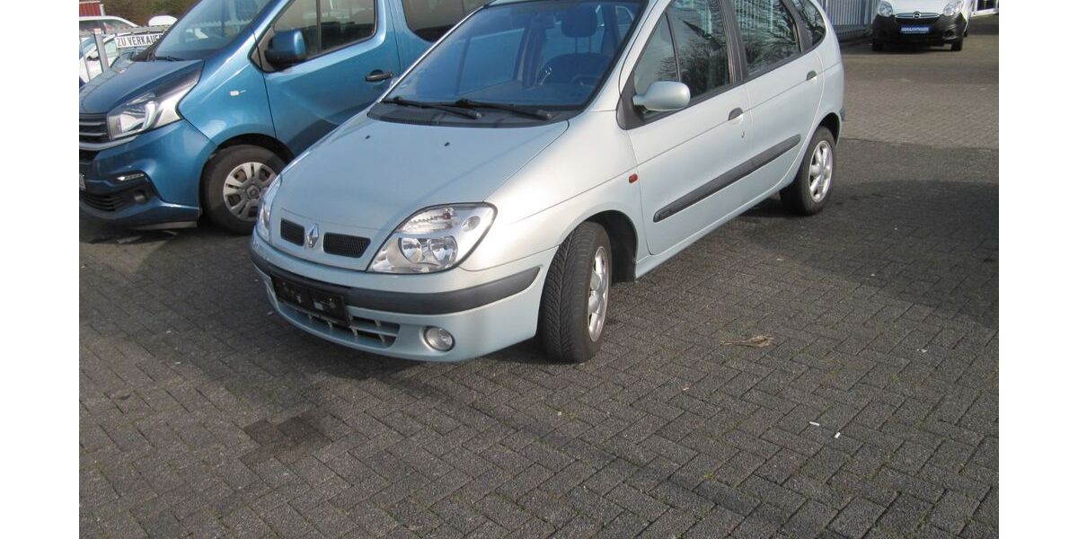 Renault Scenic 144.000 km 2.299 &euro; Düren 52353