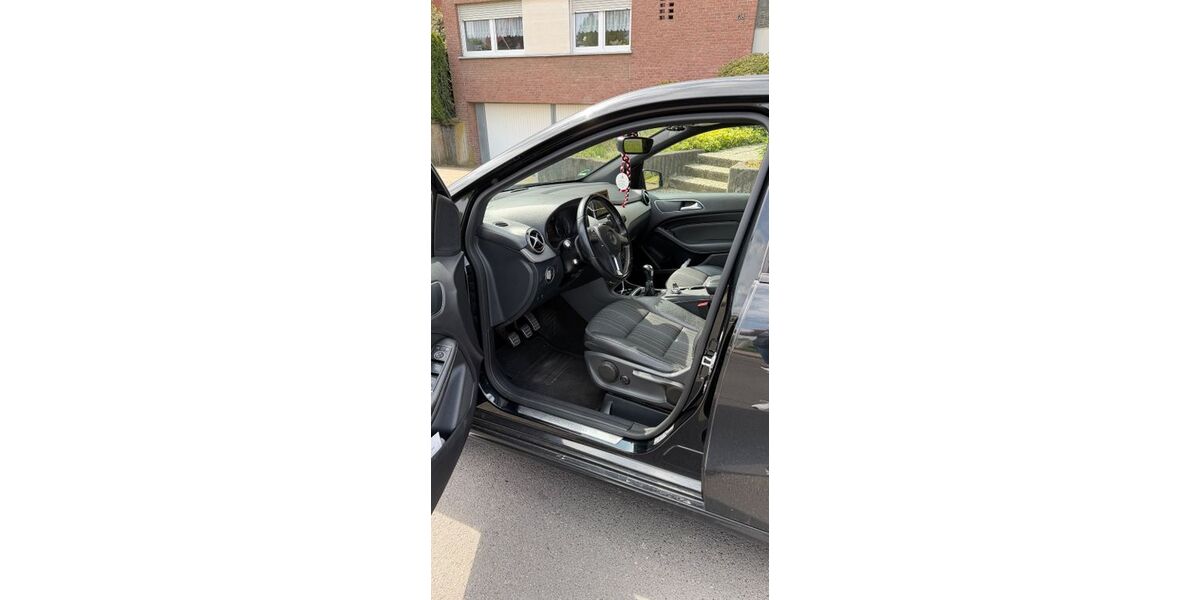 Mercedes-Benz B 200 250.000 km 7.000 &euro; Alsdorf 52477