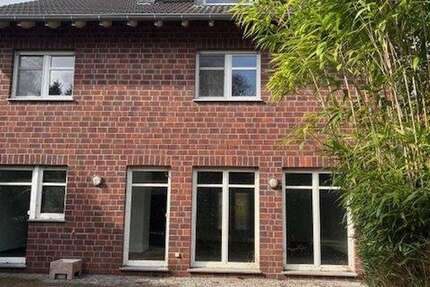 Haus Erkelenz - 5 Zimmer, 232 m&sup2;, 1.950&euro; | Angebot:27031332