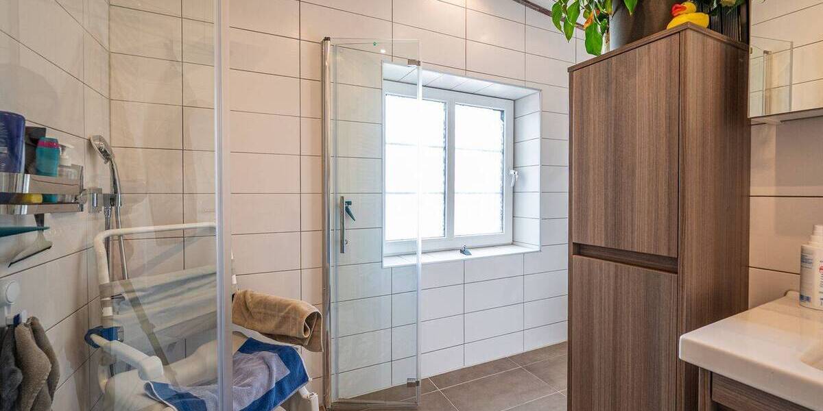 Bauernhaus, Landhaus Heinsberg / Unterbruch Unterbruch - 6 Zimmer, 196 m&sup2;, 368.000&euro; | Angebot:25707144