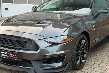 Ford Mustang 52.000 km 33.950 &euro; Jülich 52428