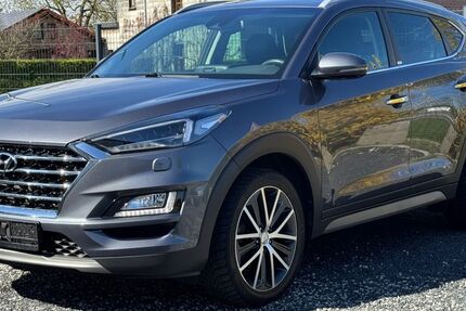 Hyundai TUCSON 83.500 km 17.990 &euro; Würselen 52146