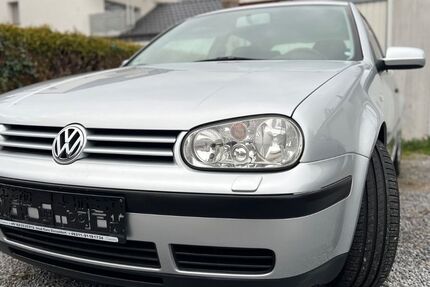 VW Golf 51.700 km 4.400 &euro; Aachen 52078