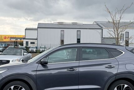 Hyundai TUCSON 162.000 km 15.450 &euro; Düren 52351