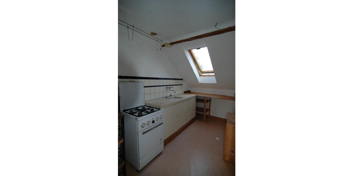 Dachgeschoßwohnung Aachen Aachen-Mitte - 3 Zimmer, 90 m&sup2;, 660&euro; | Angebot:25960086