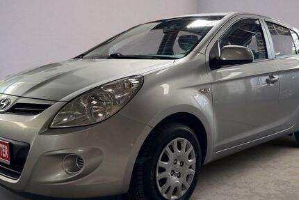 Hyundai i20 64.000 km 4.999 &euro; Linnich 52441