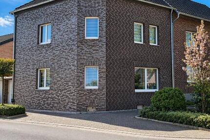 Haus Baesweiler - 1 Zimmer, 100 m&sup2;, 229.000&euro; | Angebot:26300215