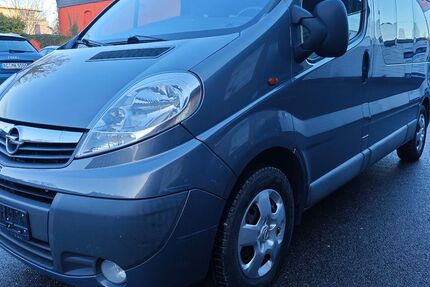 Opel Vivaro 246.100 km 9.900 &euro; Aachen 52066