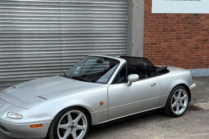 Mazda MX-5 121.780 km 11.999 &euro; Düren 52353