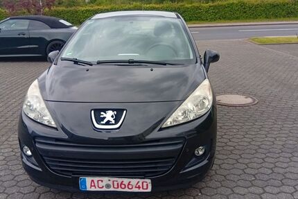 Peugeot 207 143.835 km 1.999 &euro; Aachen 52080