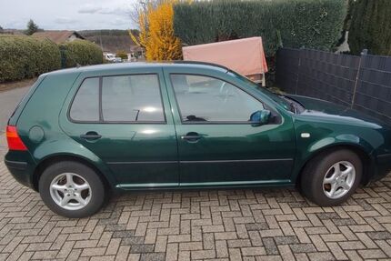 VW Golf 216.726 km 1.100 &euro; Kreuzau 52372