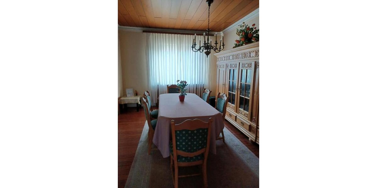 Einfamilienhaus Hückelhoven - 9 Zimmer, 220 m&sup2;, 389.000&euro; | Angebot:26727951