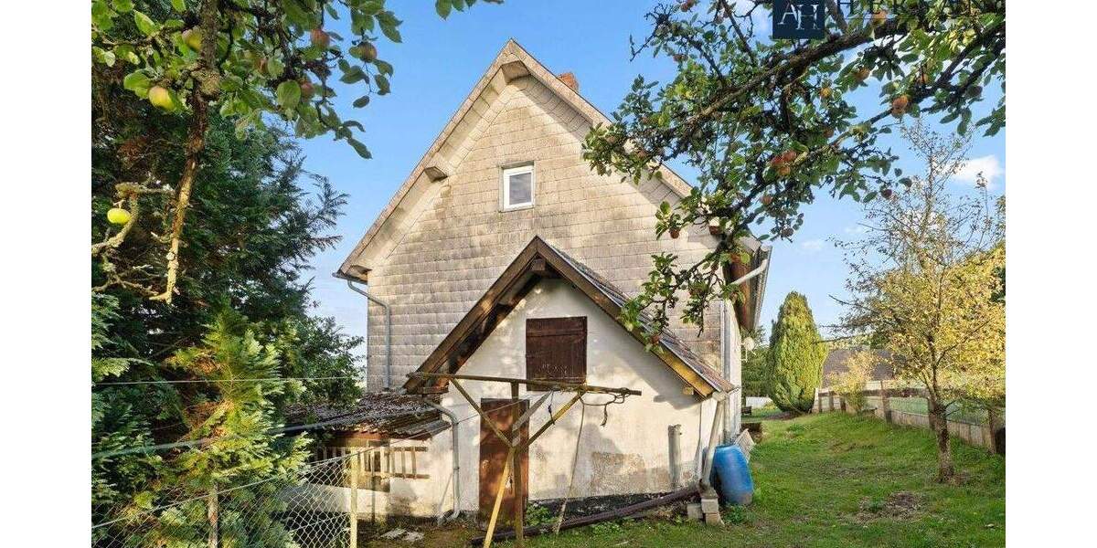 Einfamilienhaus Simmerath Dedenborn - 9 Zimmer, 209 m&sup2;, 229.000&euro; | Angebot:25729503