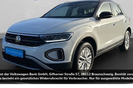 VW T-Roc 24.721 km 26.990 &euro; Aachen 52068
