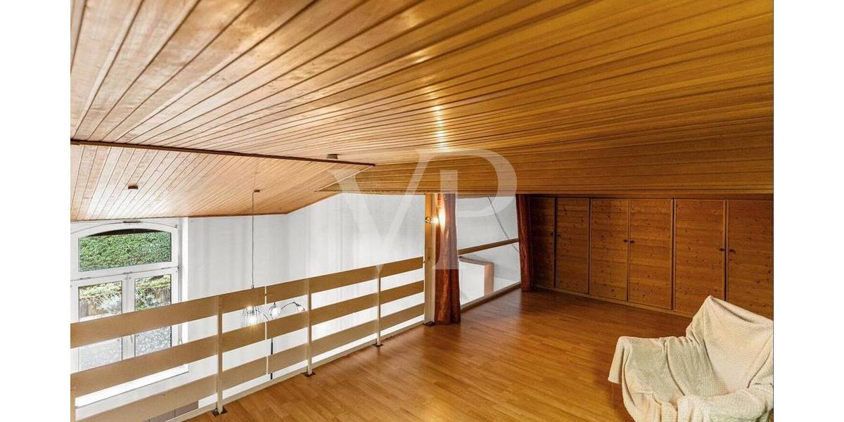 Etagenwohnung Aachen Aachen-Mitte - 4 Zimmer, 146 m&sup2;, 385.000&euro; | Angebot:26473156