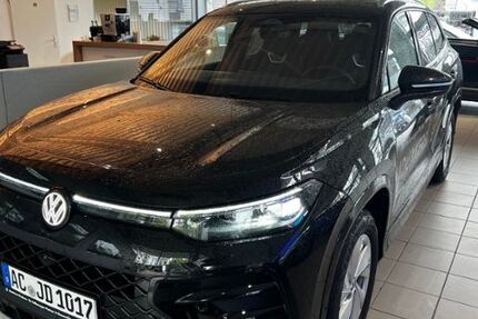 VW Tayron 6.000 km 61.899 &euro; Baesweiler 52499