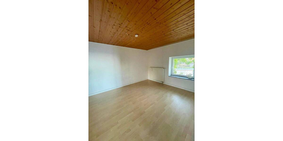 Etagenwohnung Nideggen Rath - 2 Zimmer, 64 m&sup2;, 450&euro; | Angebot:26378393