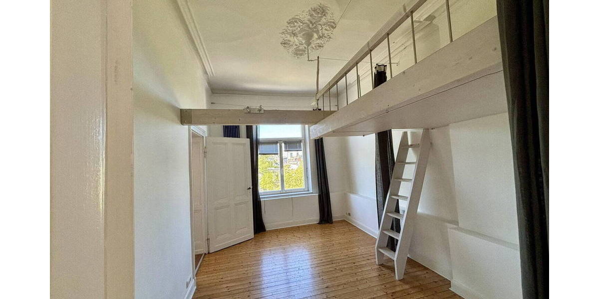 Etagenwohnung Aachen Aachen-Mitte - 4 Zimmer, 140 m&sup2;, 1.680&euro; | Angebot:26764524