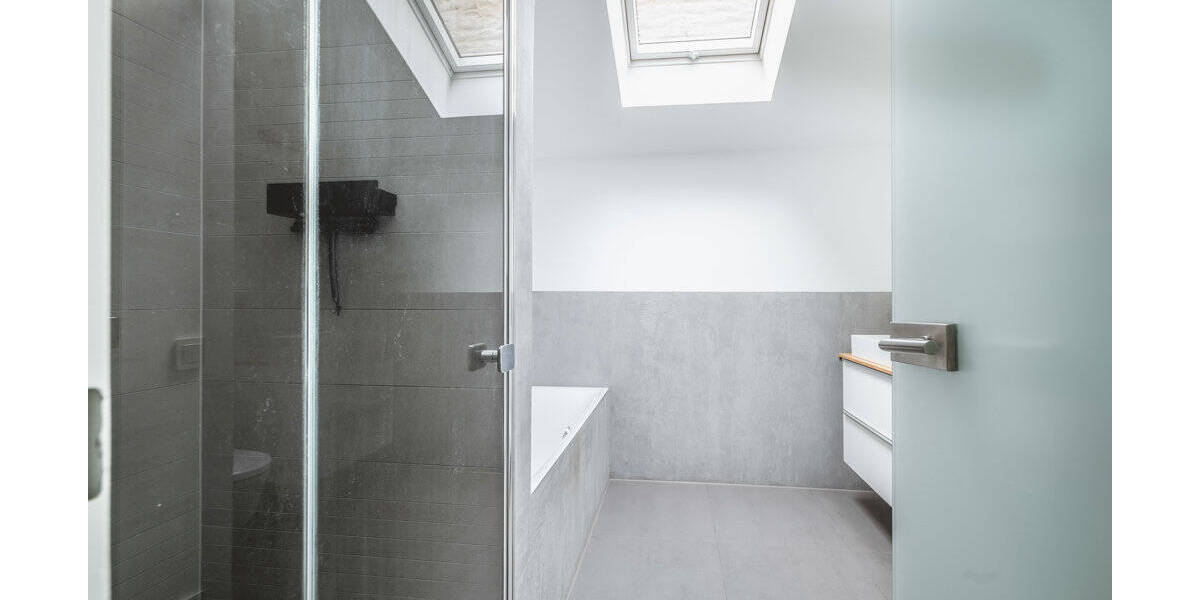 Etagenwohnung Aachen Aachen-Mitte - 3 Zimmer, 119 m&sup2;, 349.000&euro; | Angebot:26207158