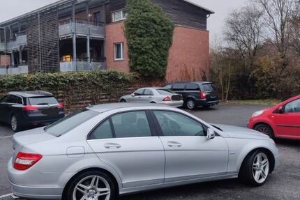 Mercedes-Benz C 300 162.000 km 8.945 &euro; Aachen 52074