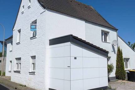 Haus Heinsberg Kempen - 1 Zimmer, 960&euro; | Angebot:26741726