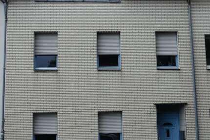 Haus Eschweiler - 7 Zimmer, 178 m&sup2;, 338.000&euro; | Angebot:25180897