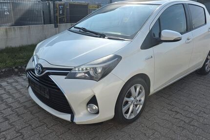 Toyota Yaris 284.000 km 5.990 &euro; Eschweiler 52249
