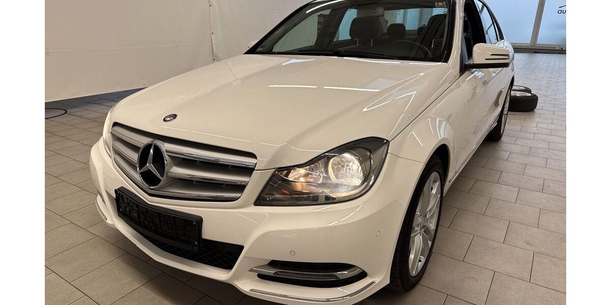Mercedes-Benz C 180 92.890 km 14.490 &euro; Aldenhoven 52457