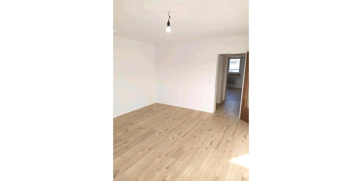 Dachgeschoßwohnung Stolberg (Rhld.) Büsbach - 3 Zimmer, 66 m&sup2;, 159.000&euro; | Angebot:27022666