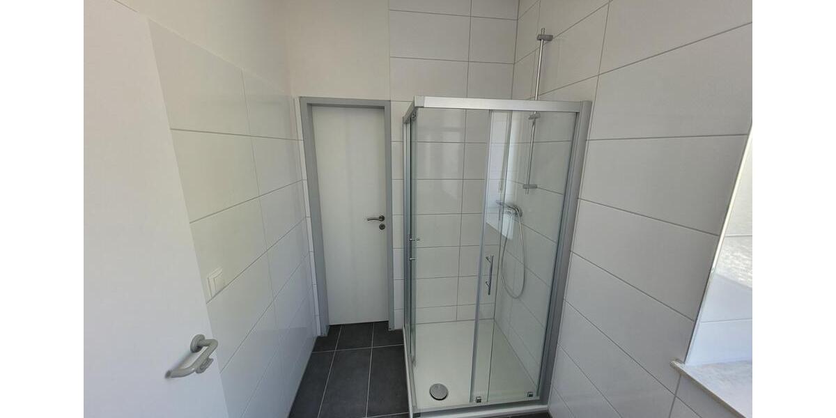 Dachgeschoßwohnung Aachen Aachen-Mitte - 2 Zimmer, 80 m&sup2;, 880&euro; | Angebot:25269455