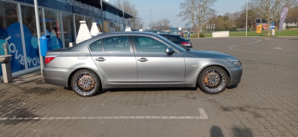 BMW 530 229.000 km 9.999 &euro; Alsdorf 52477