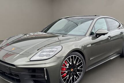 Porsche Panamera 8.000 km 147.400 &euro; Aachen 52068