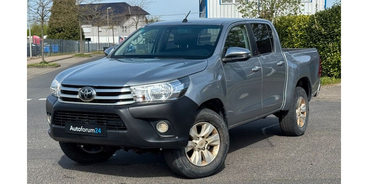 Toyota Hilux 92.000 km 27.899 &euro; Jülich 52428