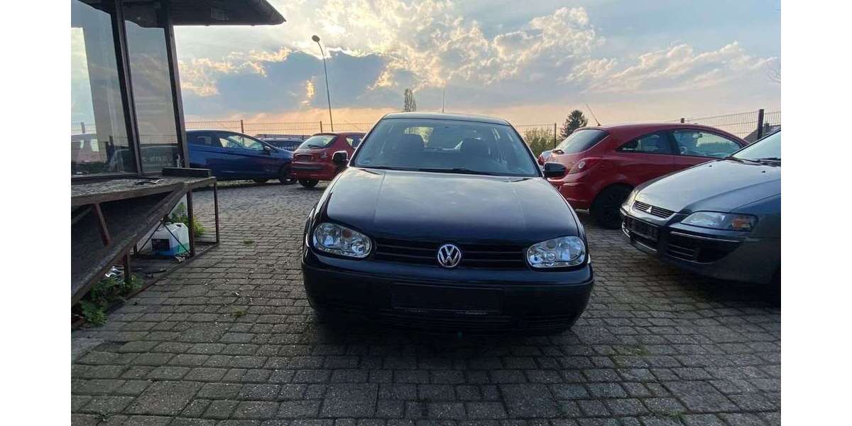 VW Golf 86.159 km 3.299 &euro; Stolberg 52222