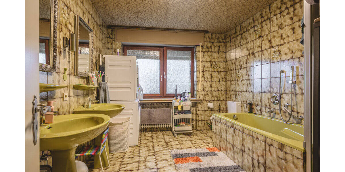 Einfamilienhaus Baesweiler Oidtweiler - 6 Zimmer, 263 m&sup2;, 600.000&euro; | Angebot:26192236