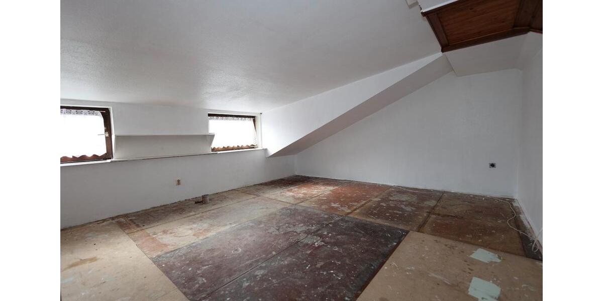 Reihenhaus Niederzier - 1 Zimmer, 95 m&sup2;, 178.000&euro; | Angebot:26791250