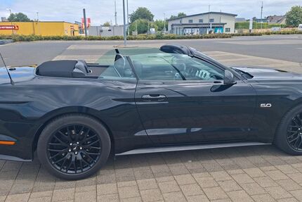 Ford Mustang 136.000 km 29.500 &euro; Monschau 52156