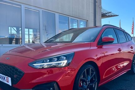 Ford Focus 15.629 km 28.900 &euro; Hückelhoven 41836