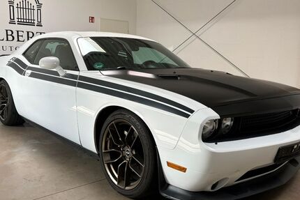 Dodge Challenger 171.500 km 19.970 &euro; Düren 52349