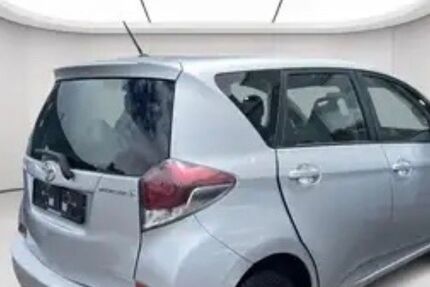 Toyota Verso-S 105.200 km 4.990 &euro; Würselen 52080