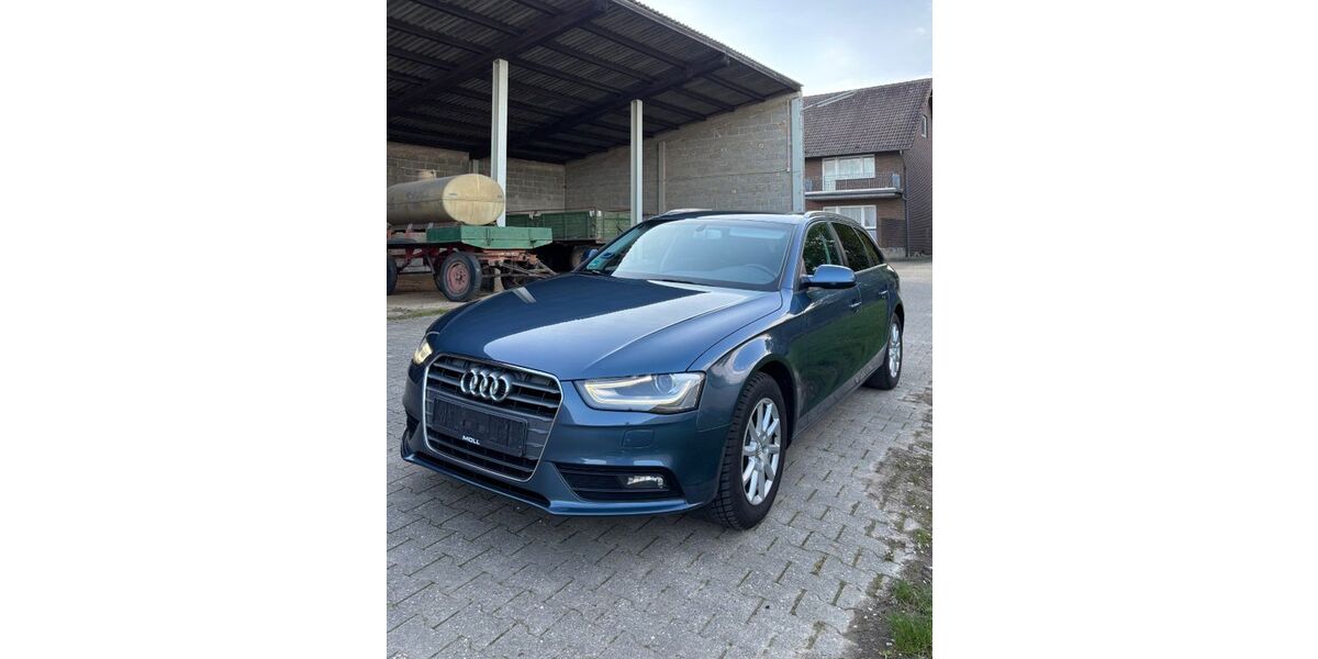 Audi A4 245.000 km 7.400 &euro; Vettweiß 52391