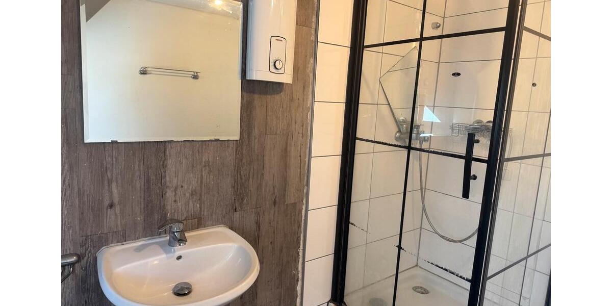 Dachgeschoßwohnung Alsdorf - 1 Zimmer, 1 m&sup2;, 425&euro; | Angebot:25909283