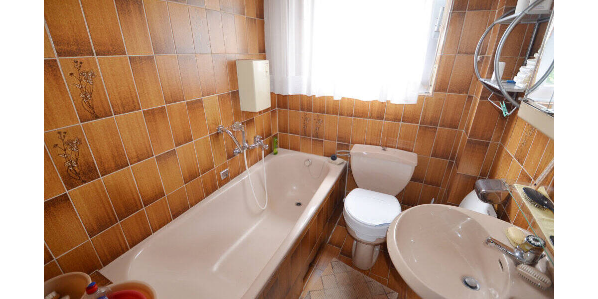 Einfamilienhaus Herzogenrath - 5 Zimmer, 86 m&sup2;, 149.000&euro; | Angebot:26192151