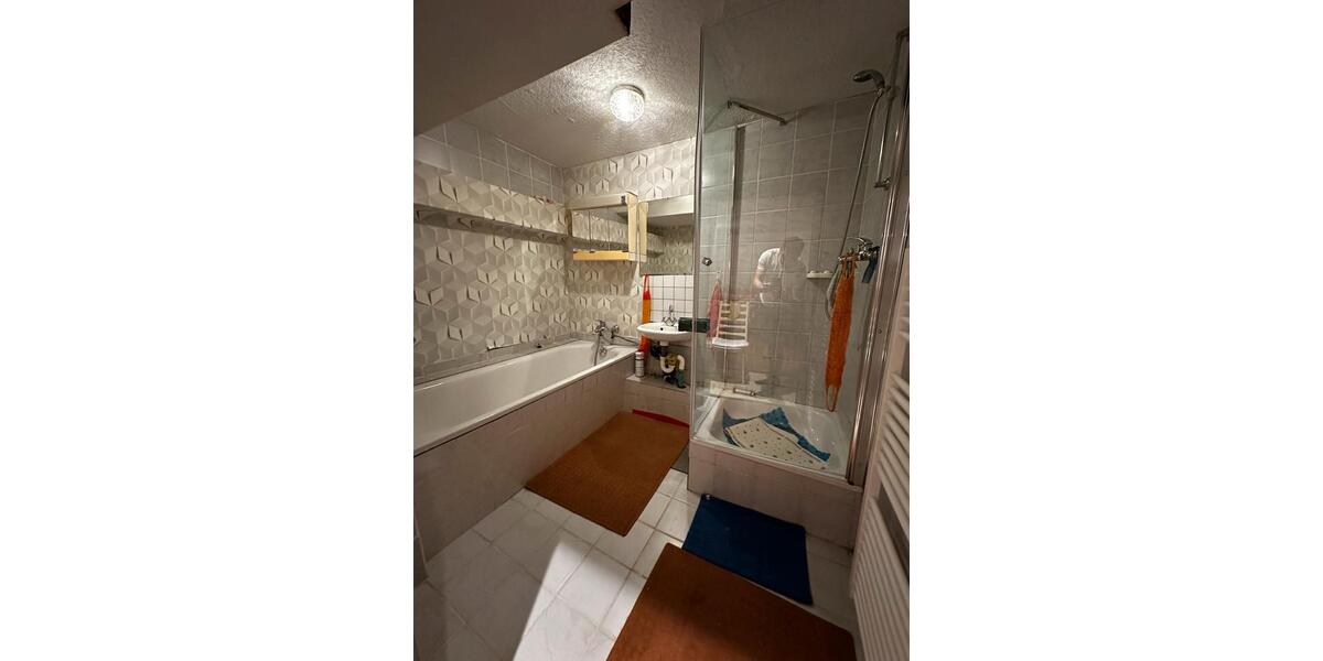 Reihenhaus Düren Mariaweiler-Hoven - 8 Zimmer, 200 m&sup2;, 350.000&euro; | Angebot:25205111