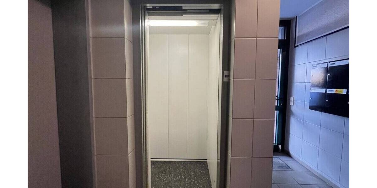 Etagenwohnung Aachen Aachen-Mitte - 2 Zimmer, 70 m&sup2;, 249.000&euro; | Angebot:26176686