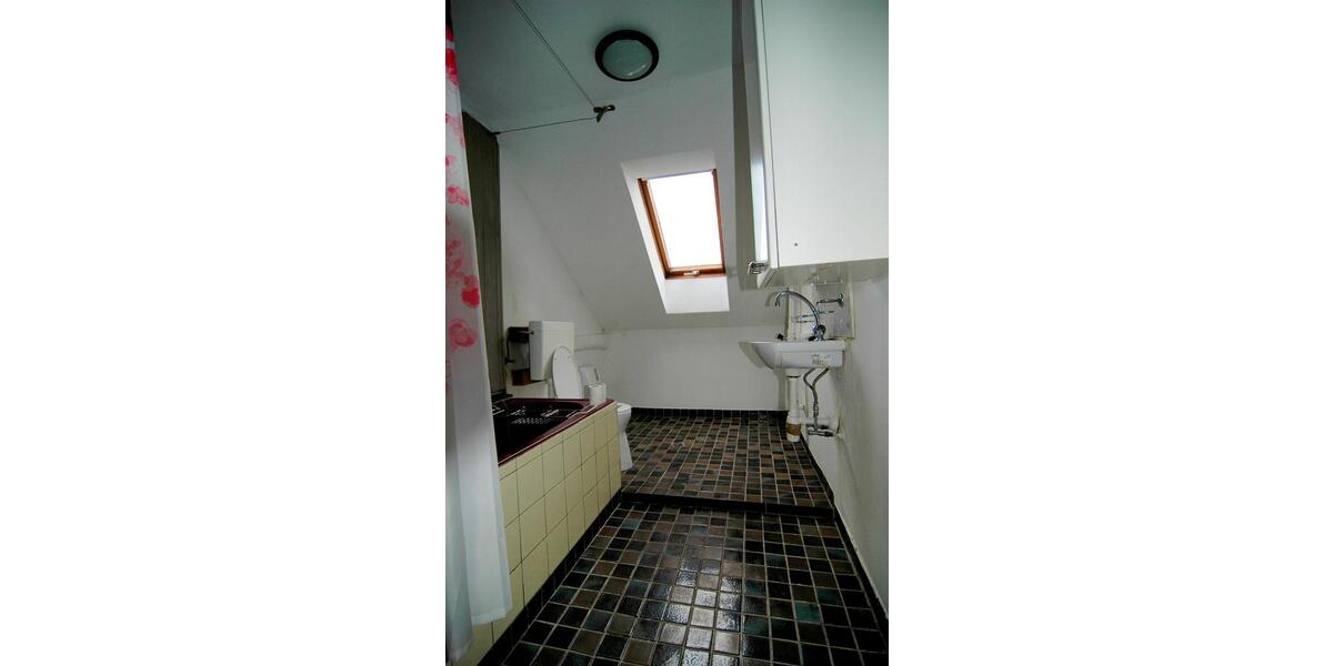 Dachgeschoßwohnung Aachen Aachen-Mitte - 3 Zimmer, 90 m&sup2;, 660&euro; | Angebot:25960086